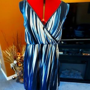 Cute above knee sleeveless dress